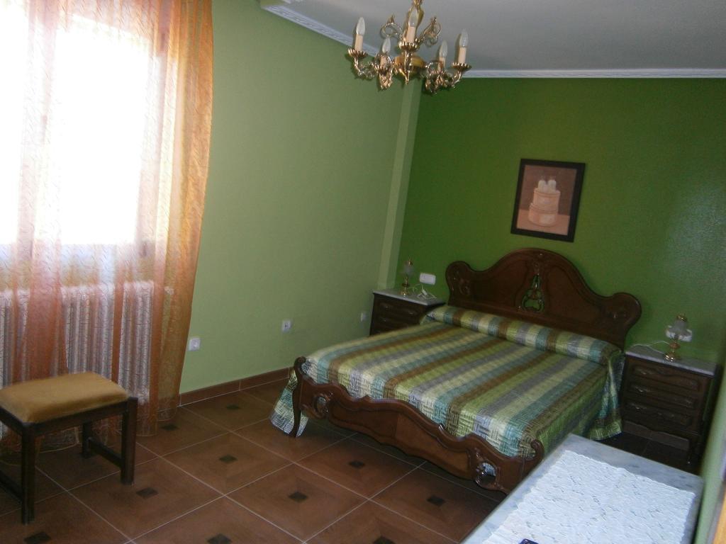 APARTAMENTO Pensión La Vía Láctea Frómista Quarto foto