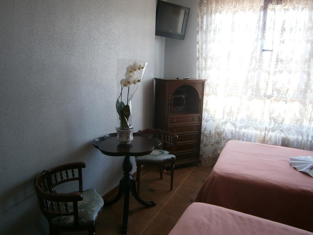 APARTAMENTO Pensión La Vía Láctea Frómista Quarto foto